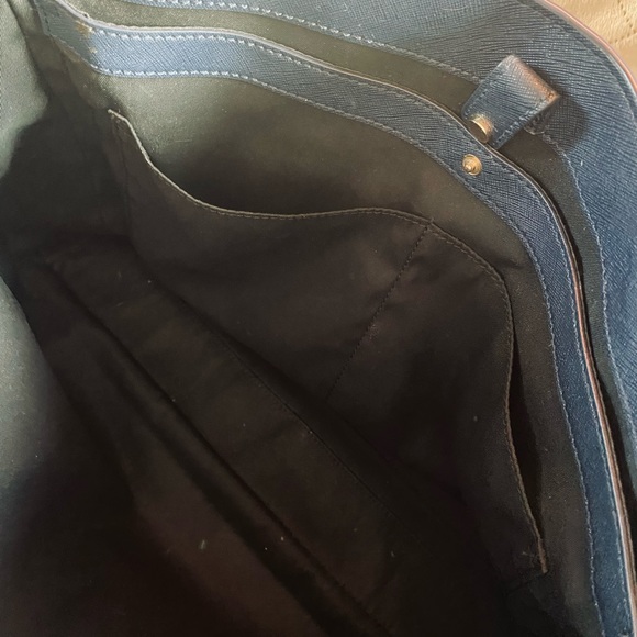 Tory Burch Robinson Large Triple Compartment Navy Blue Saffiano Leather Tote - Picture 7 of 16